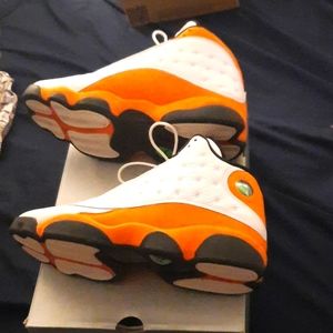 Mena jordan 13s size 11 starfish